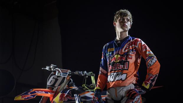 Jorge Prado, un piloto «con los pies en la arena»