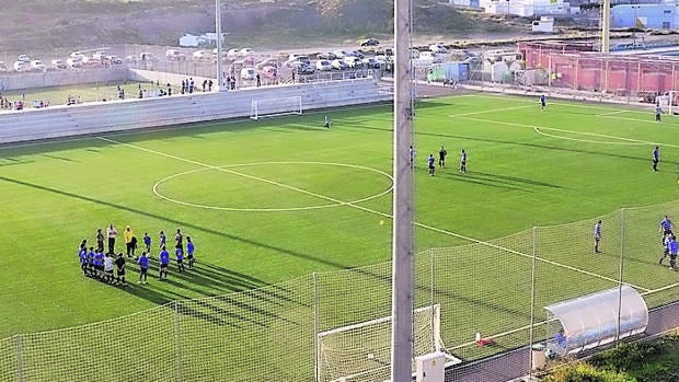 Lamentable pelea multitudinaria en el fútbol base