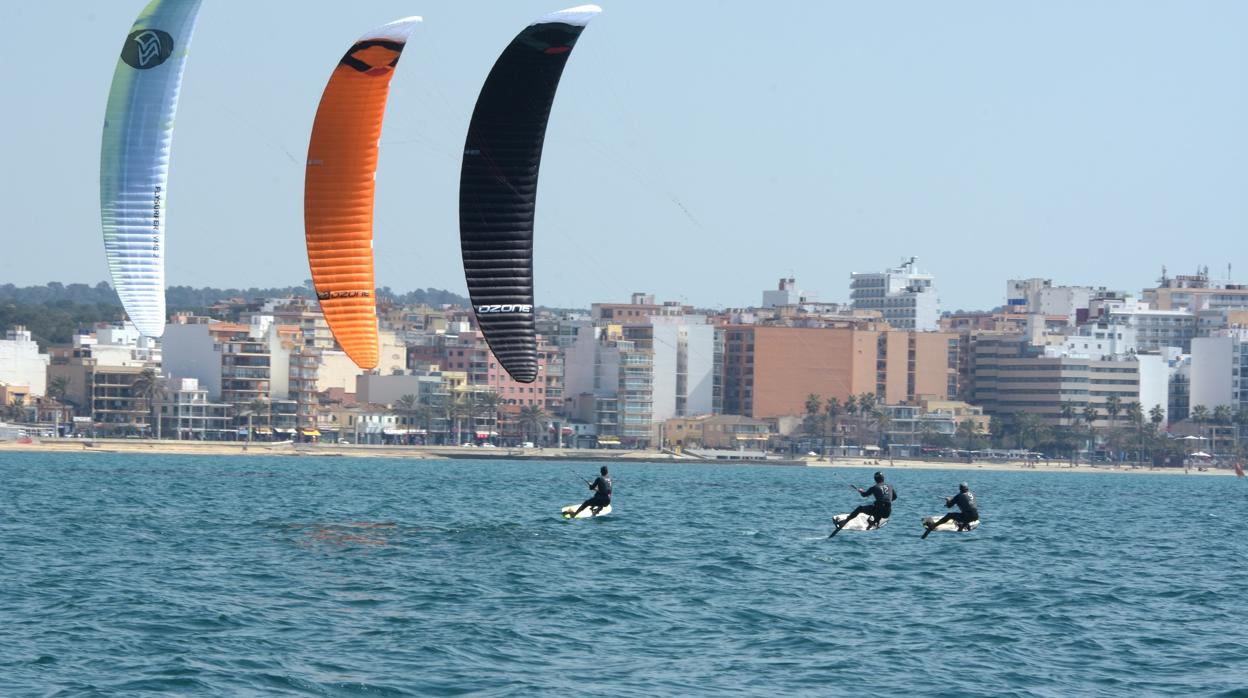 Alex Climent, primer lider de las Formula Kite Spain Series 2019