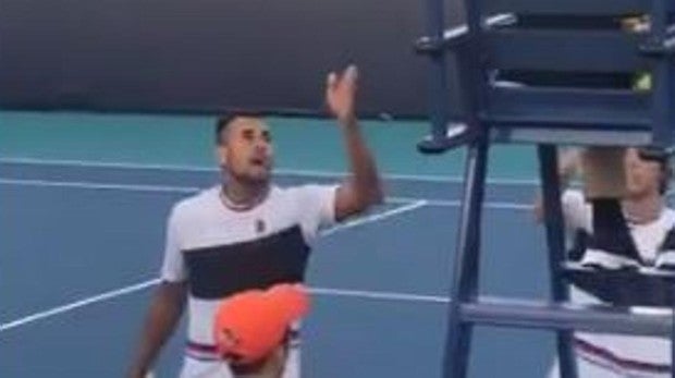 Kyrgios insulta a un árbitro y ataca a Rafa Nadal