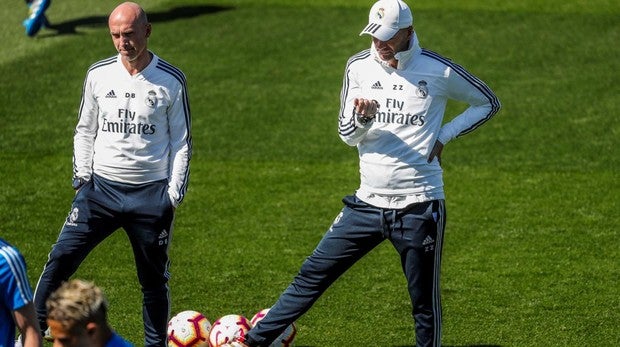 Zidane abre la puerta a Pogba