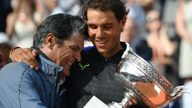 Toni Nadal: «Rafael no es un tenista, es una persona lesionada que juega al tenis»