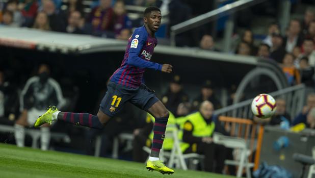 Dembélé viaja a Mánchester sin el alta médica y Vermaelen se lesiona de nuevo