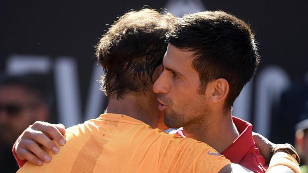 Djokovic se rinde ante Rafael Nadal antes de la temporada de tierra