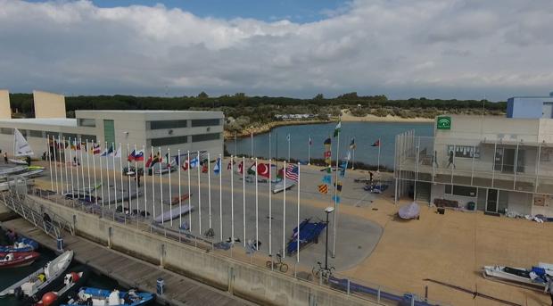 La bahía de Cádiz acoge este fin de semana el Campeonato de Andalucía de Equipos de Clubes