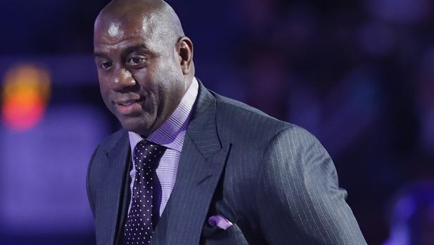 La verdad oculta tras la dimisión de Magic Johnson