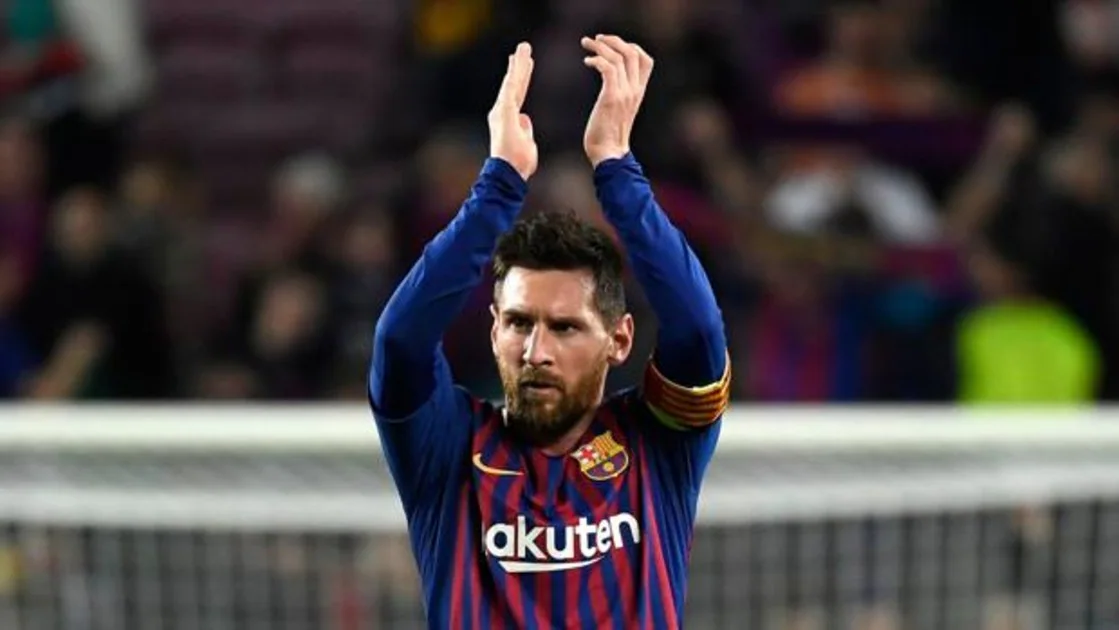 Messi defiende a Coutinho de los pitos del Camp Nou