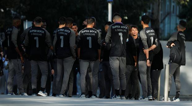 La plantilla del Oporto visita a Casillas