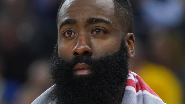 James Harden no tiene daños en las córneas y podrá jugar el tercer partido