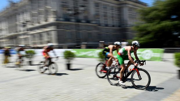 Muere una niña de 15 años tras un accidente mientras practicaba triatlón