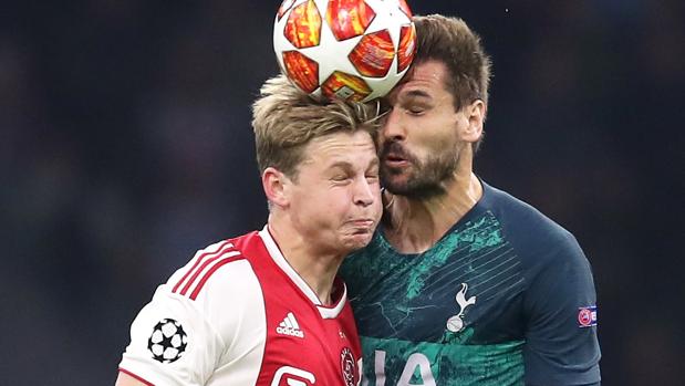 Van Gaal encuentra la clave de la remontada del Tottenham en Fernando Llorente