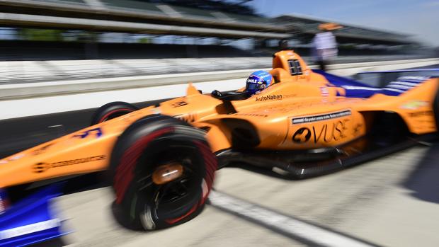 Alonso, muy atrás en la primera jornada de la Indy 500