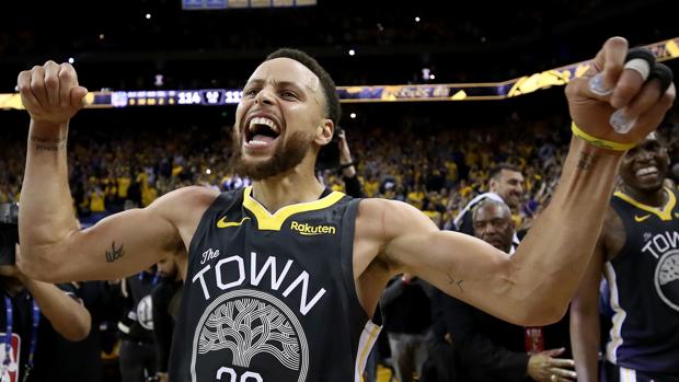 Los Warriors se acercan a su quinta final consecutiva