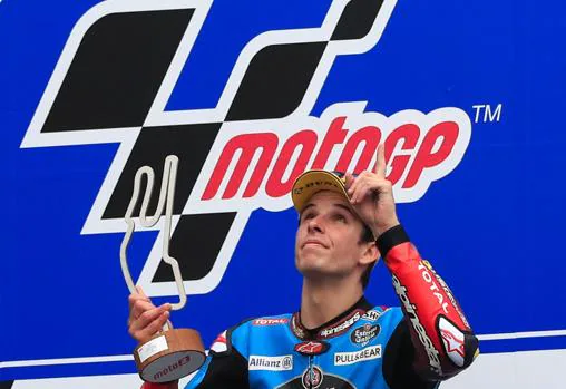 Alex Márquez celebra su victoria en Moto2