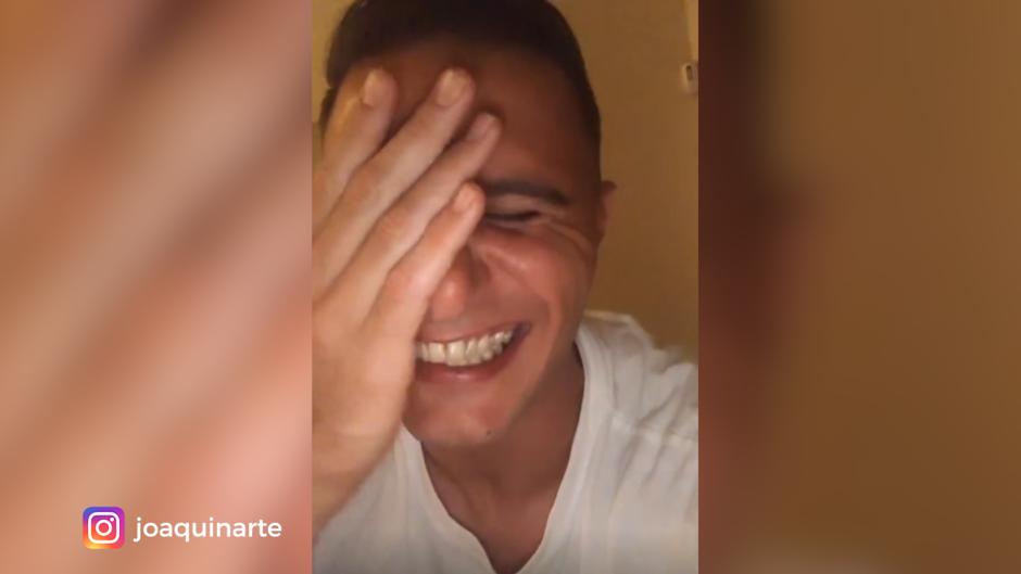 La noche de insomnio de Joaquín: 5 minutos de chistes sin parar