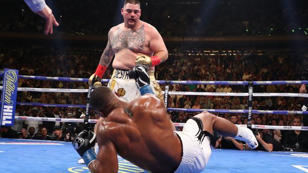 Anthony Joshua tendrá una revancha ante el sorprendente Andy Ruiz Jr.