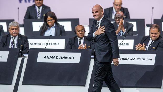 Gianni Infantino, reelegido, inicia su segundo mandato