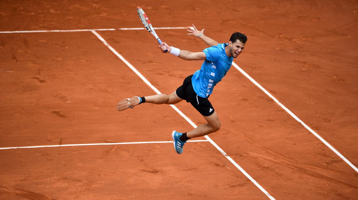 Thiem desquicia a Djokovic en una locura de semifinal