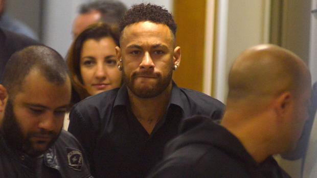 Neymar se olvida de la Copa América y concentra sus fuerzas en su defensa por el supuesto caso de violación