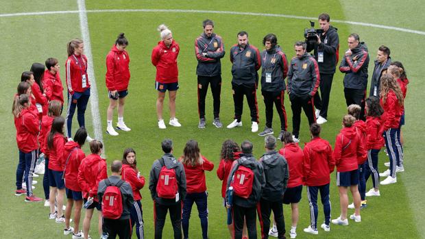 La brecha del fútbol: 703 millones invertidos en el Mundial de Rusia por los 45 del femenino