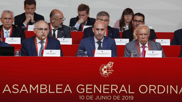 Rubiales: «La zona favorita para la Supercopa es Oriente Medio»