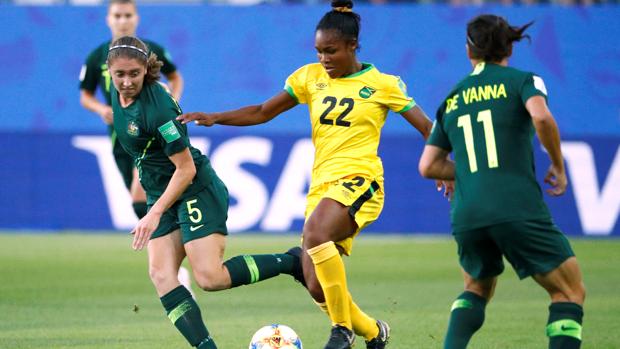 Australia consolida su buen momento con una goleada a Jamaica