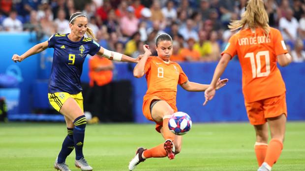 Holanda pasa a la final por imperativo de su «14»