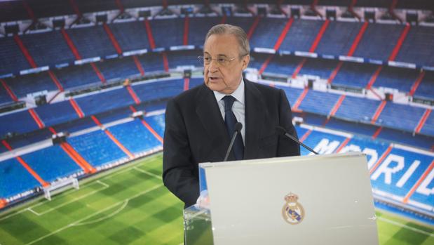 Florentino Pérez, en la presentación de Militao: «Eres uno de los mejores centrales del mundo»