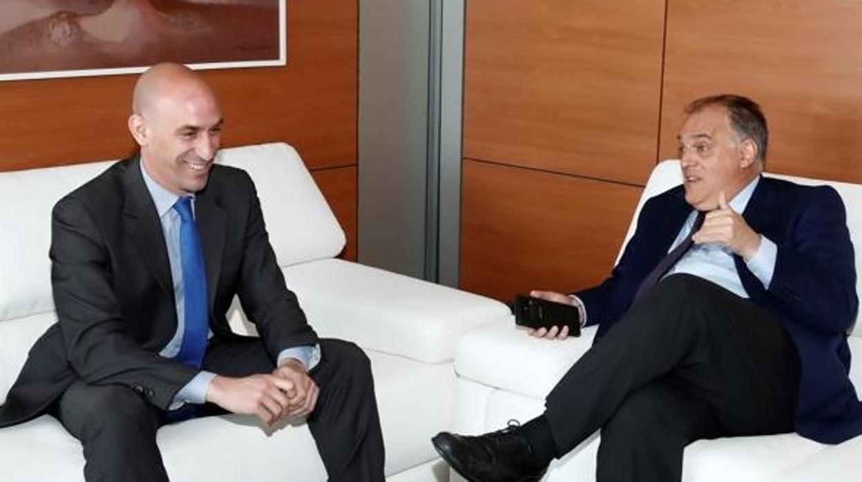 Luis Rubiales y Javier Tebas, presidentes de la RFEF y LaLiga, respectivamente