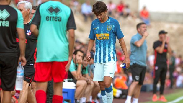 Joao Félix se lesiona en su debut con el Atlético de Madrid