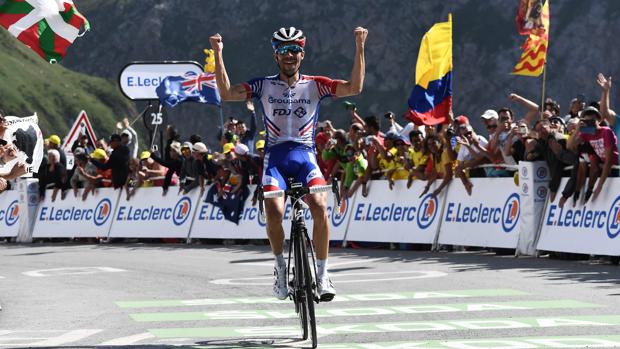 Pinot gana en el Tourmalet y Alaphilippe refuerza su liderato