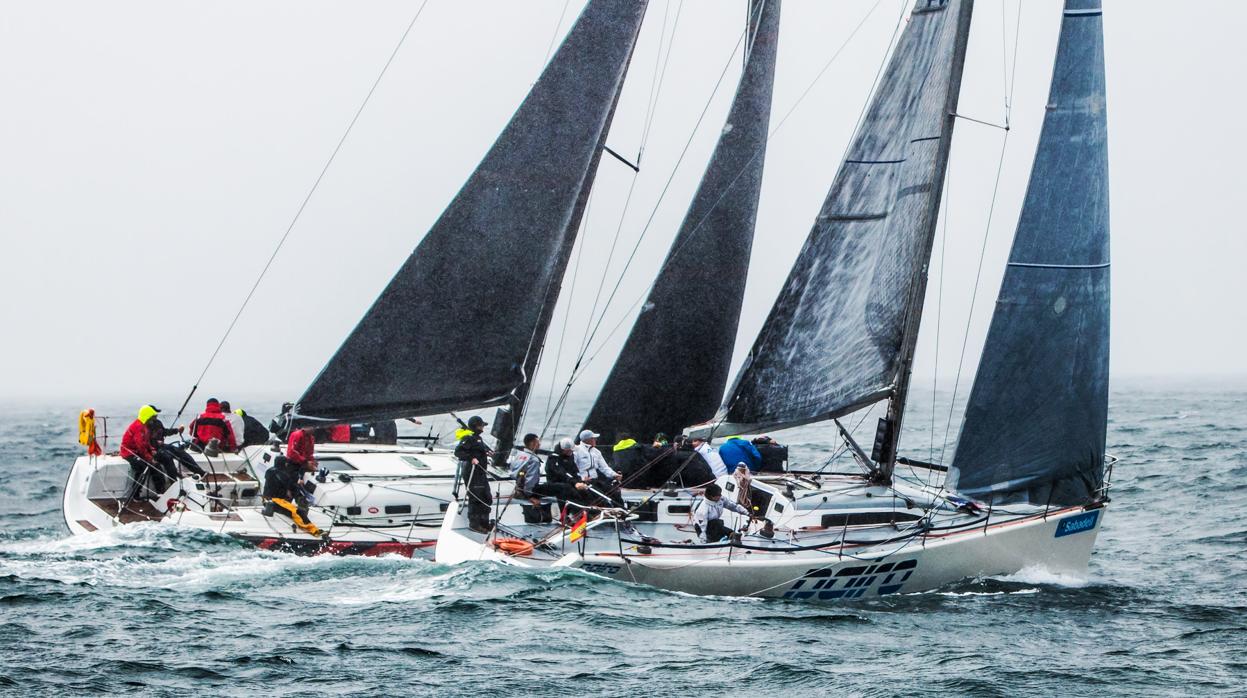 El «Unus» fue el más rápido en completar la regata del Camouco y lidera el Gondomar