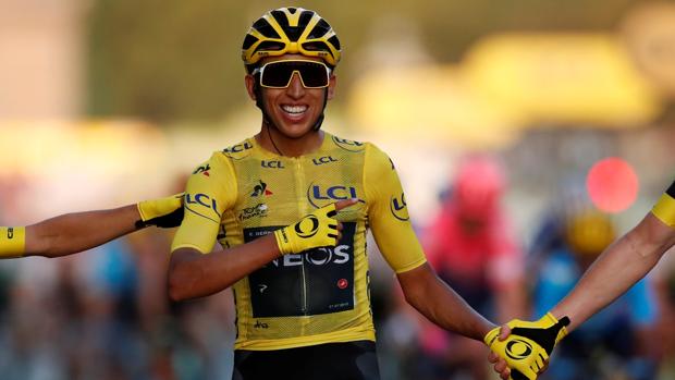 Egan Bernal gana el primer Tour del ciclismo colombiano