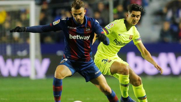 Borja Mayoral, cedido oficialmente al Levante por un año