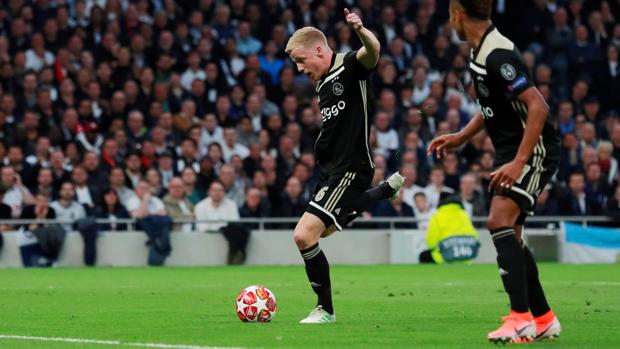 Lo que pide el Ajax por Van de Beek