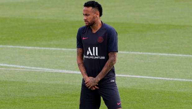 Neymar, con pie y medio fuera del PSG: «Las negociaciones están más avanzadas»