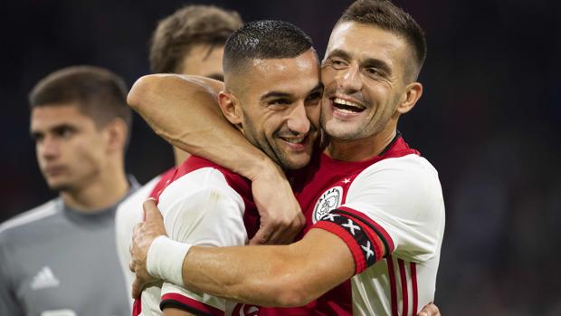 El Ajax avanza hacia la Champions y Oporto y Celtic se quedan fuera