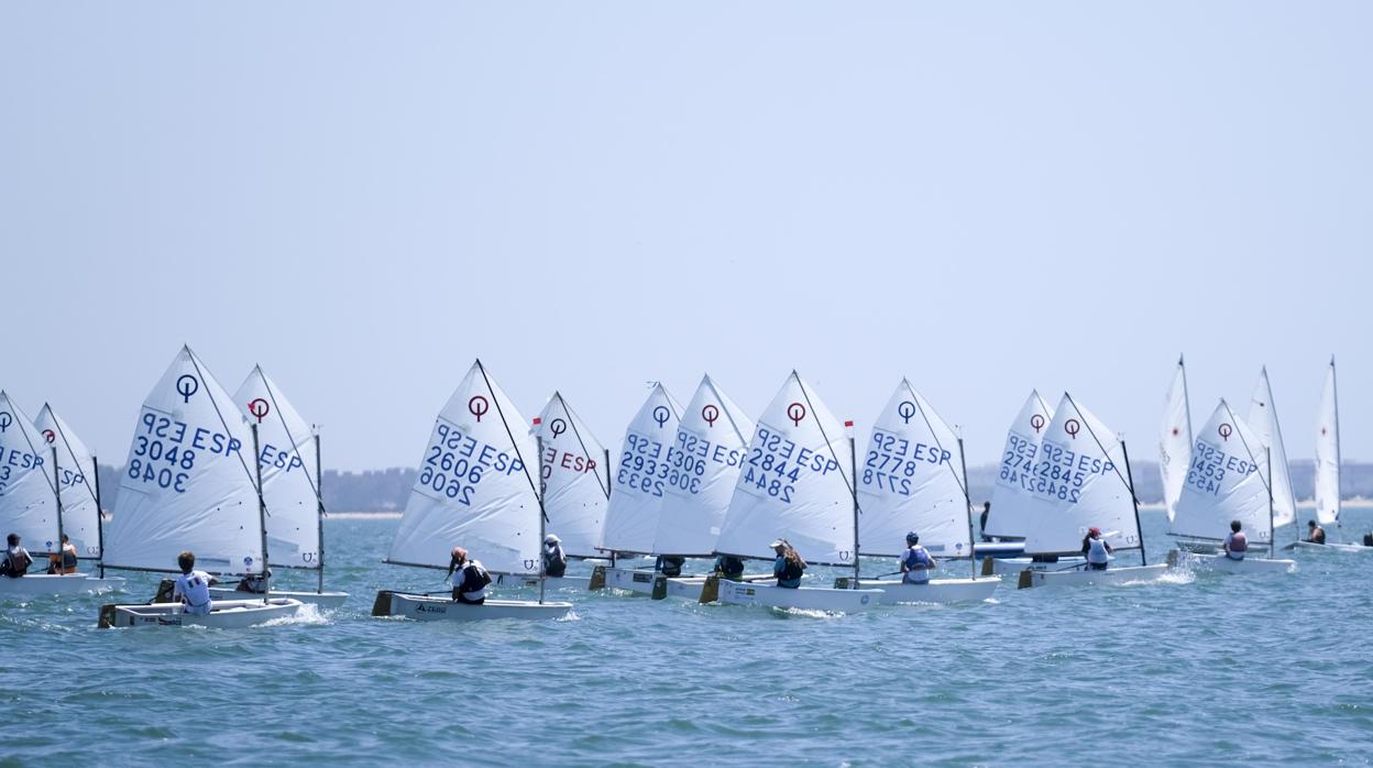 Clasificación muy apretada en la Semana Náutica de El Puerto de Santa María