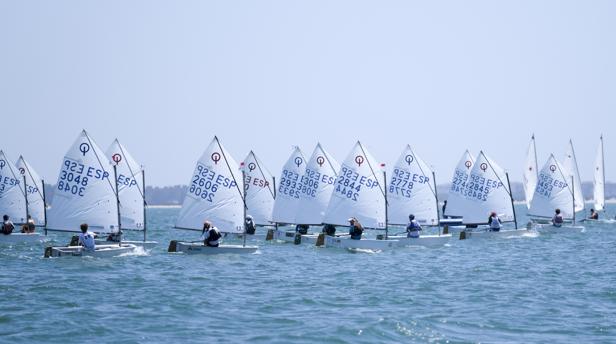 Clasificación muy apretada en la Semana Náutica de El Puerto de Santa María