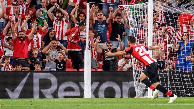 Aduriz, un ariete incombustible que disfruta su última temporada