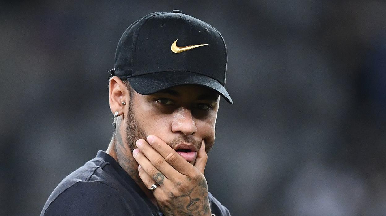 Neymar aún no sabe dónde jugara esta temporada