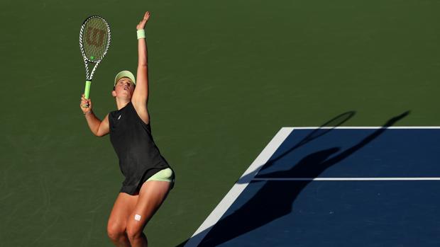 Ostapenko falla 24 saques en solo un juego