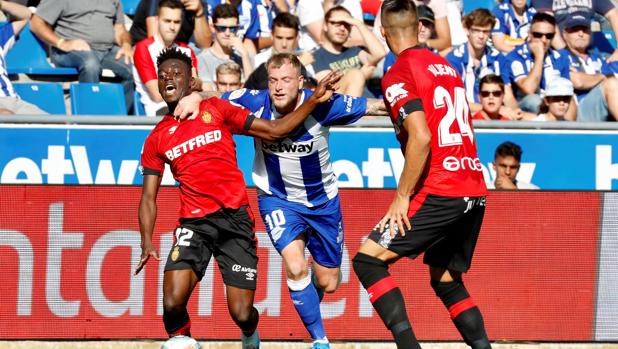 Respiro para el Alavés y otro mazazo para el Mallorca