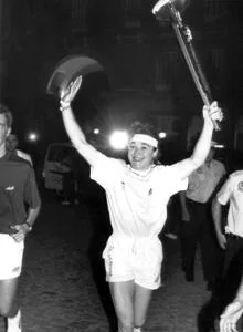 Blanca porta la antorcha olímpica en 1992
