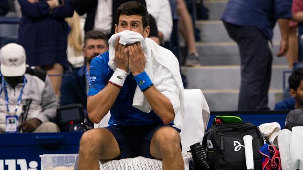 Djokovic podría perderse el resto de temporada y Nadal sería número uno sin jugar