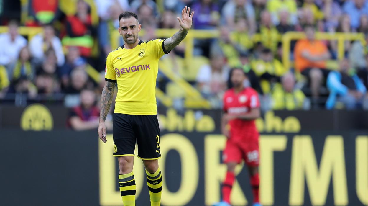 Paco Alcácer en el encuentro ante el Bayer Leverkusen