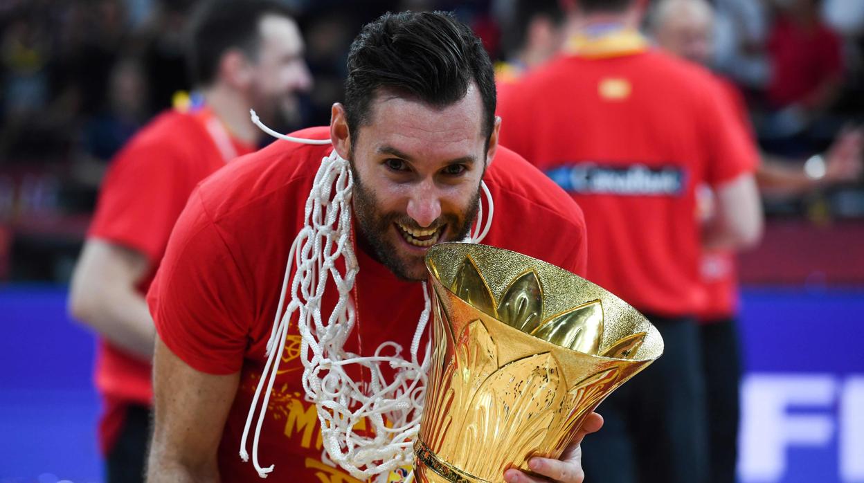 Así levantó Rudy Fernández la Copa del Mundo de baloncesto