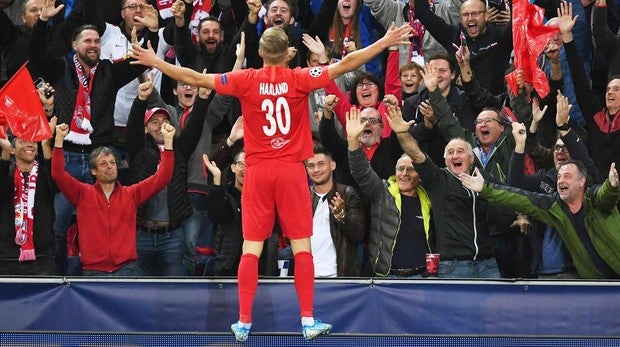 El Salzburgo le mete un set al Genk