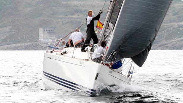 El «Great Sailing Uno», líder del Trofeo de Otoño del RCAR en Crucero I