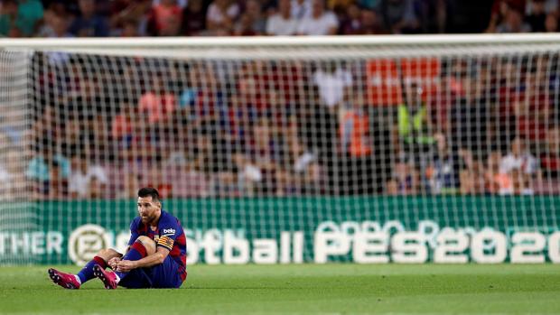 Messi, lesionado en su primer partido como titular